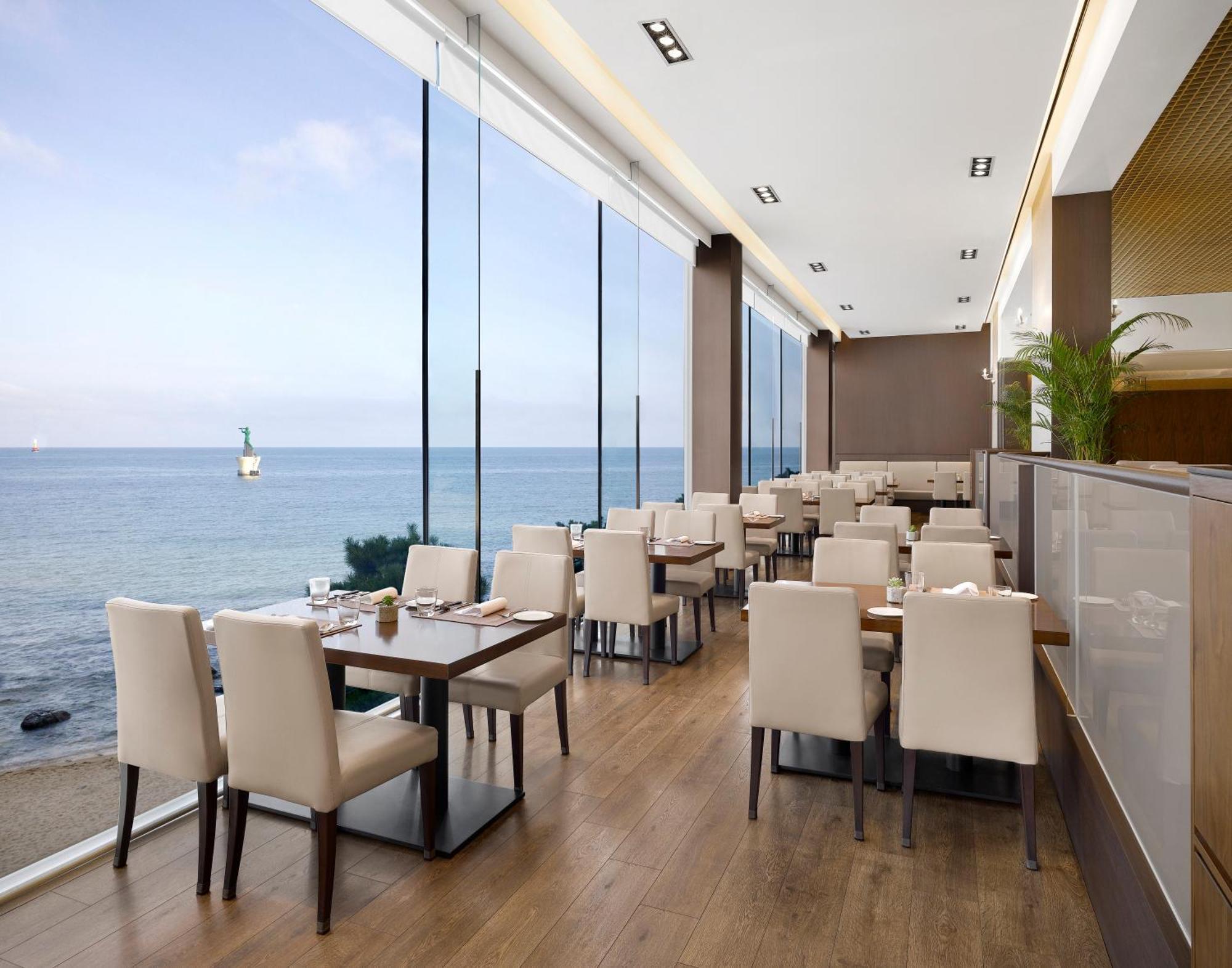 โรงแรม เดอะ เวสติน โชซุน พูซาน 5*